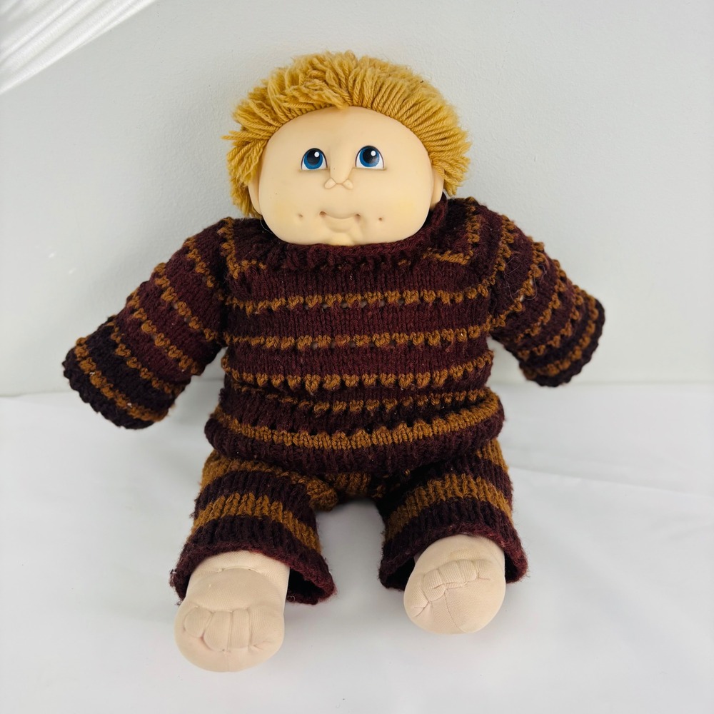 Vintage 1984 Doll Baby‎ Fibre-Craft MN Thomas Blonde Yarn Hair Knit Outfit 18in